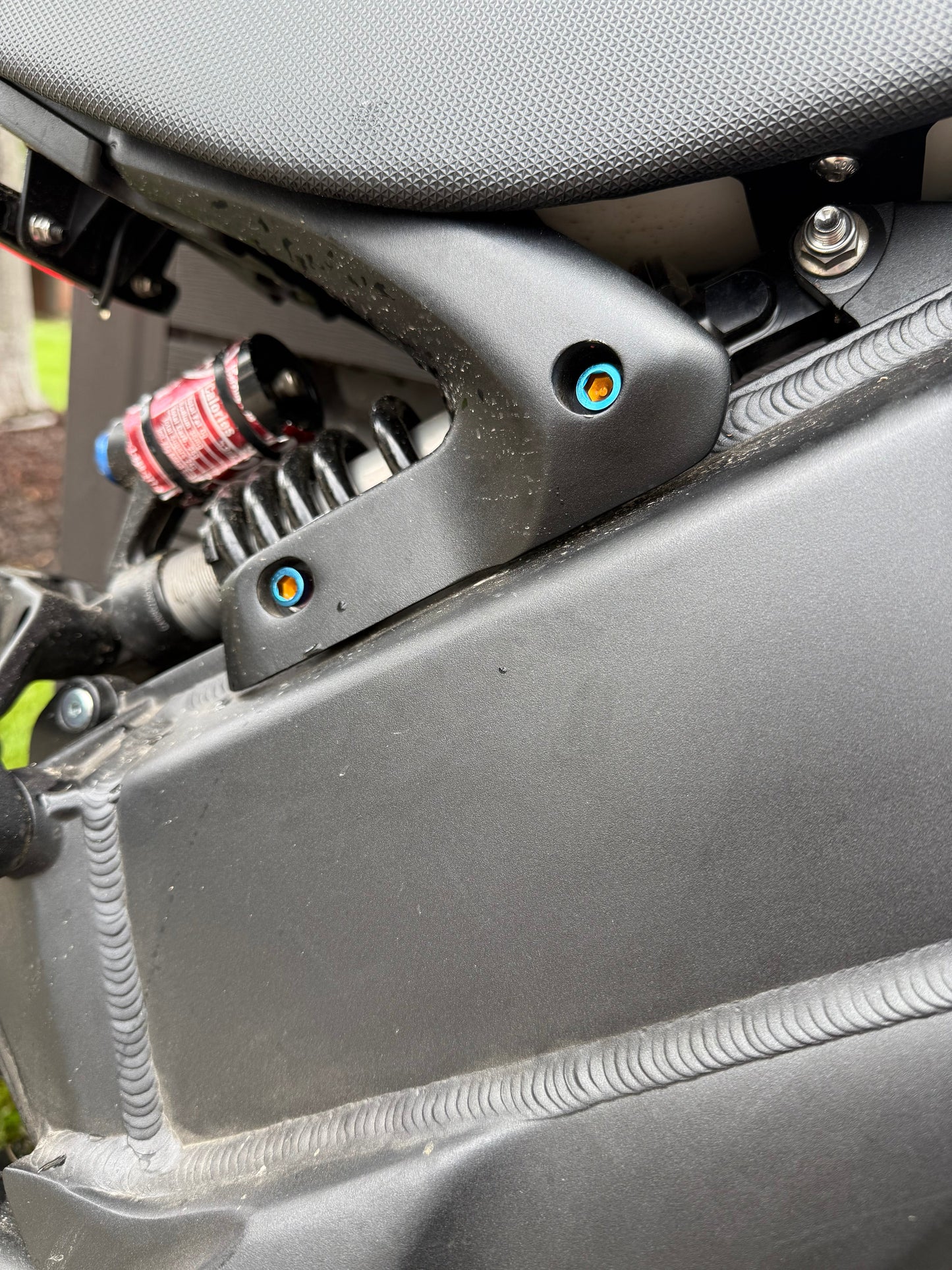 (all e-motos) Titanium Sub-Frame Bolts