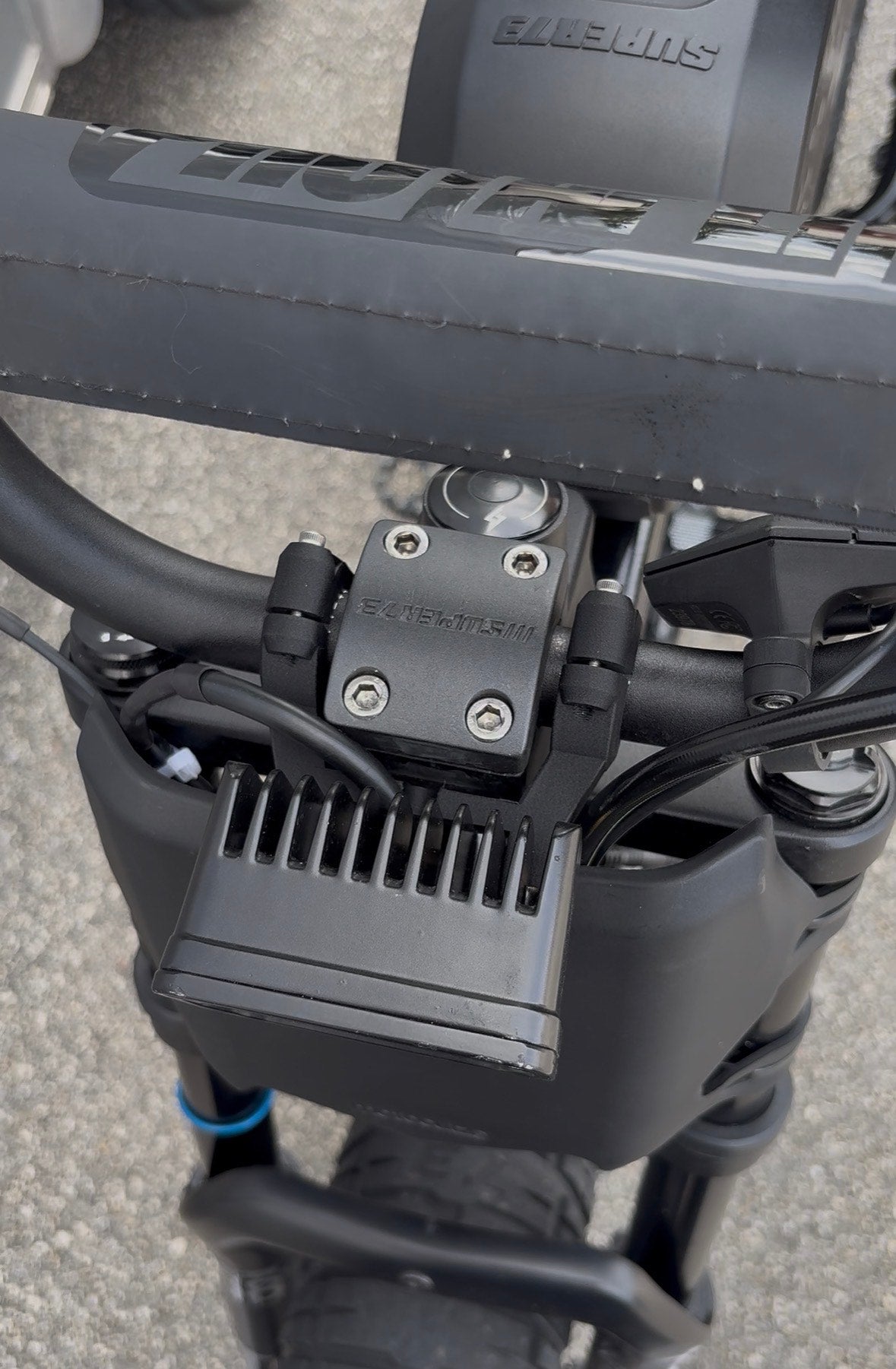 Pre-Order Wide style light mount (7/8 bars)