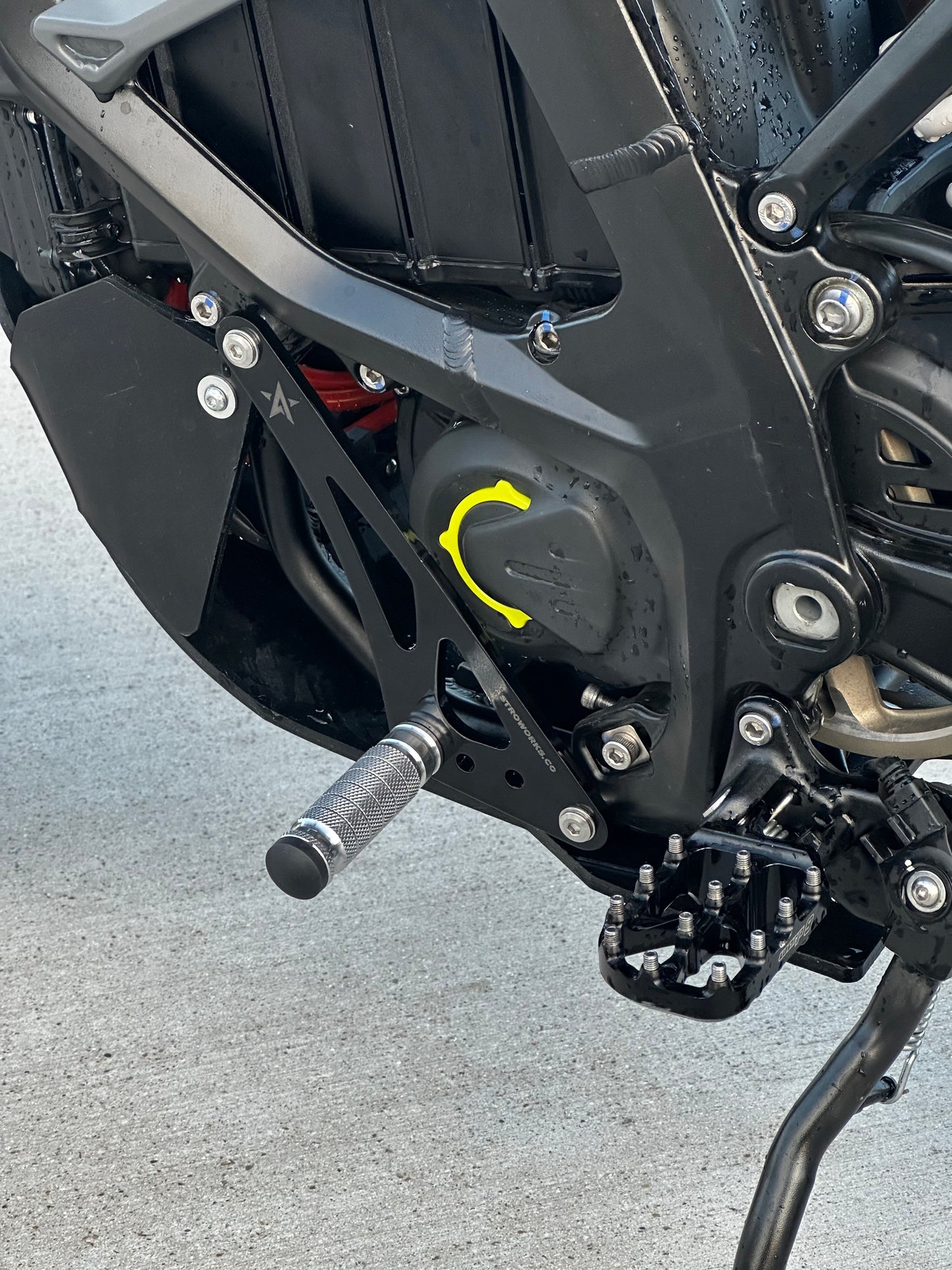 Surron Ultra Bee Shift Lock Astroworks Co