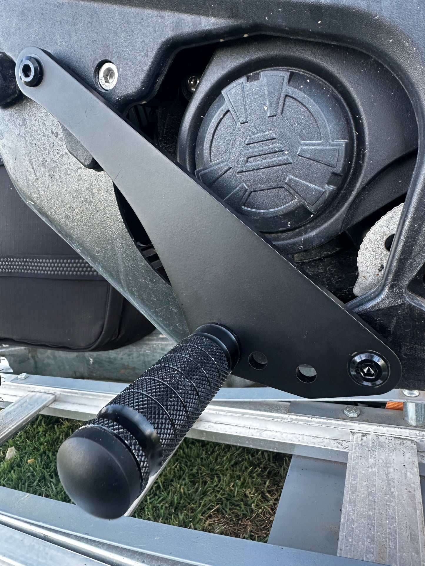 Emoto Worx Eride Pro Shift Lock