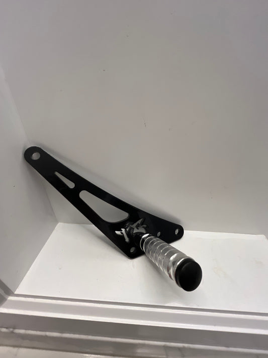 (Pre order) Ultra bee foot lock bracket